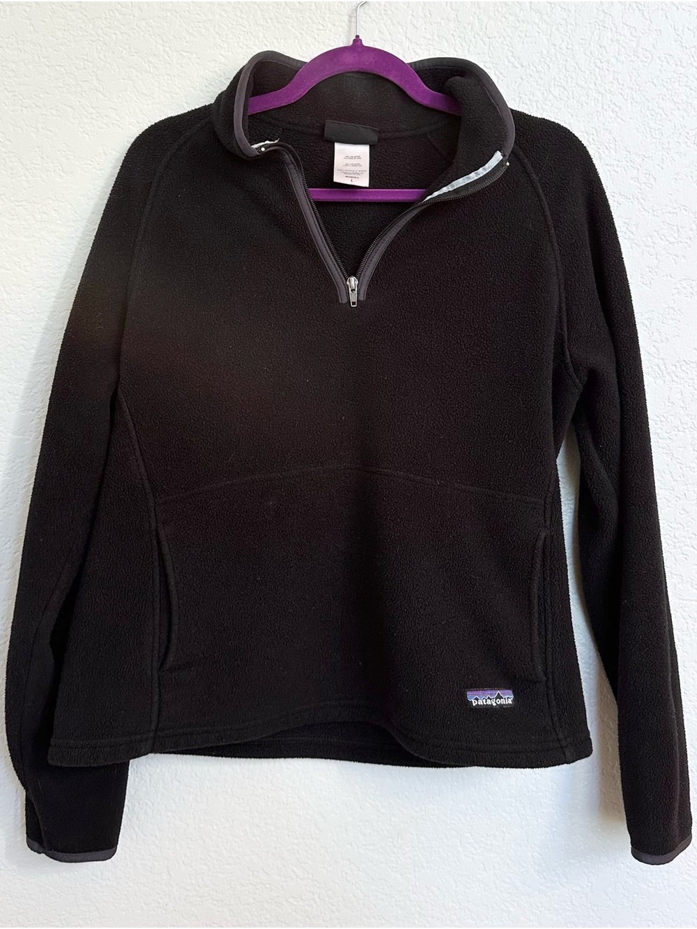 Patagonia Women's Black Quarter Zip Fleece Pullover Large